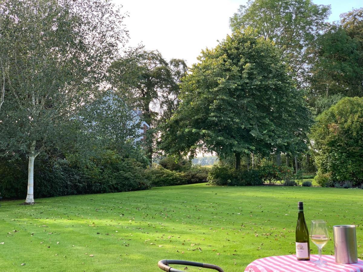 The Ghillie Bed and Breakfast Μέλροουζ Εξωτερικό φωτογραφία